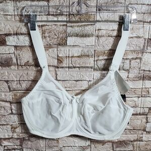 Bali Brand New Elegant White Lace Bra